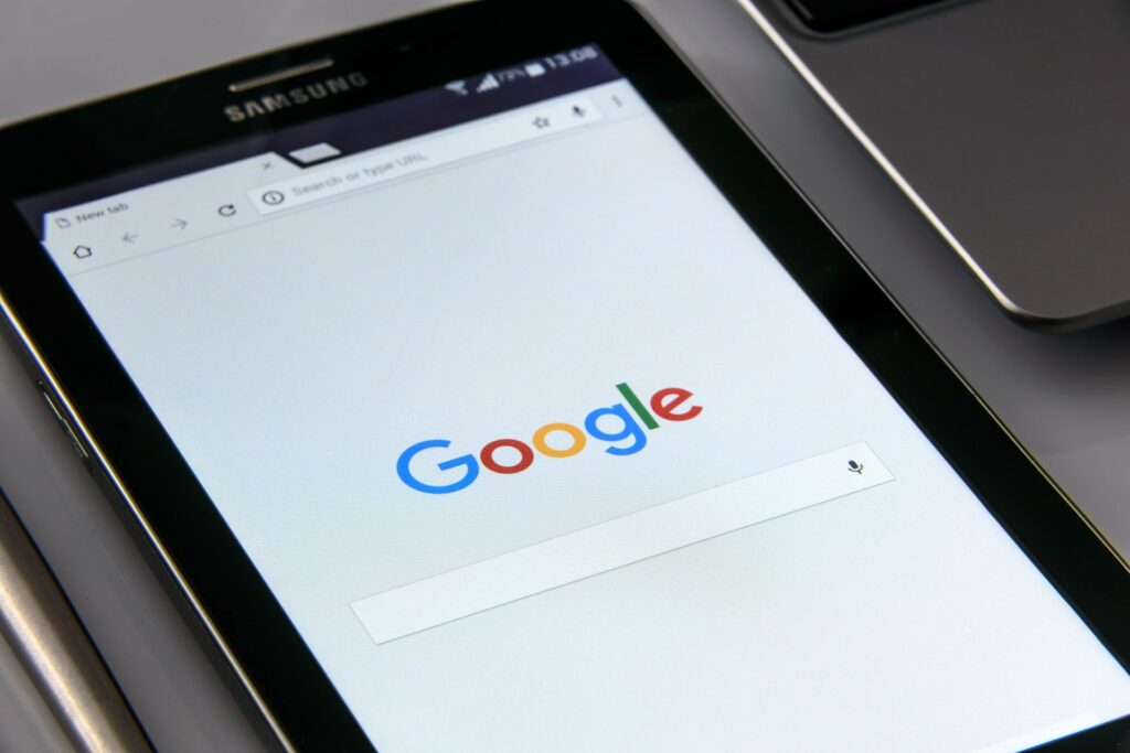 Reputationsrecht - Google muss schweigen, wenn Negativbeiträge gelöscht worden sind